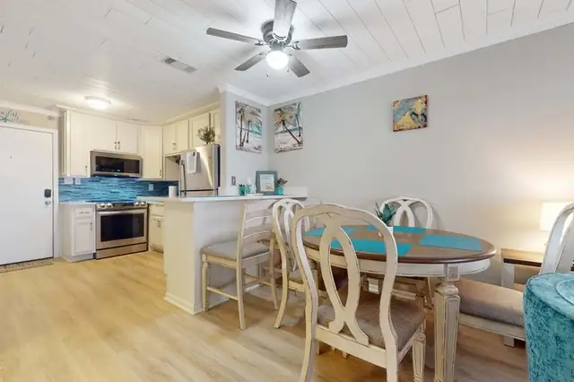 Kitchen at Fiddler’s Cove 6J